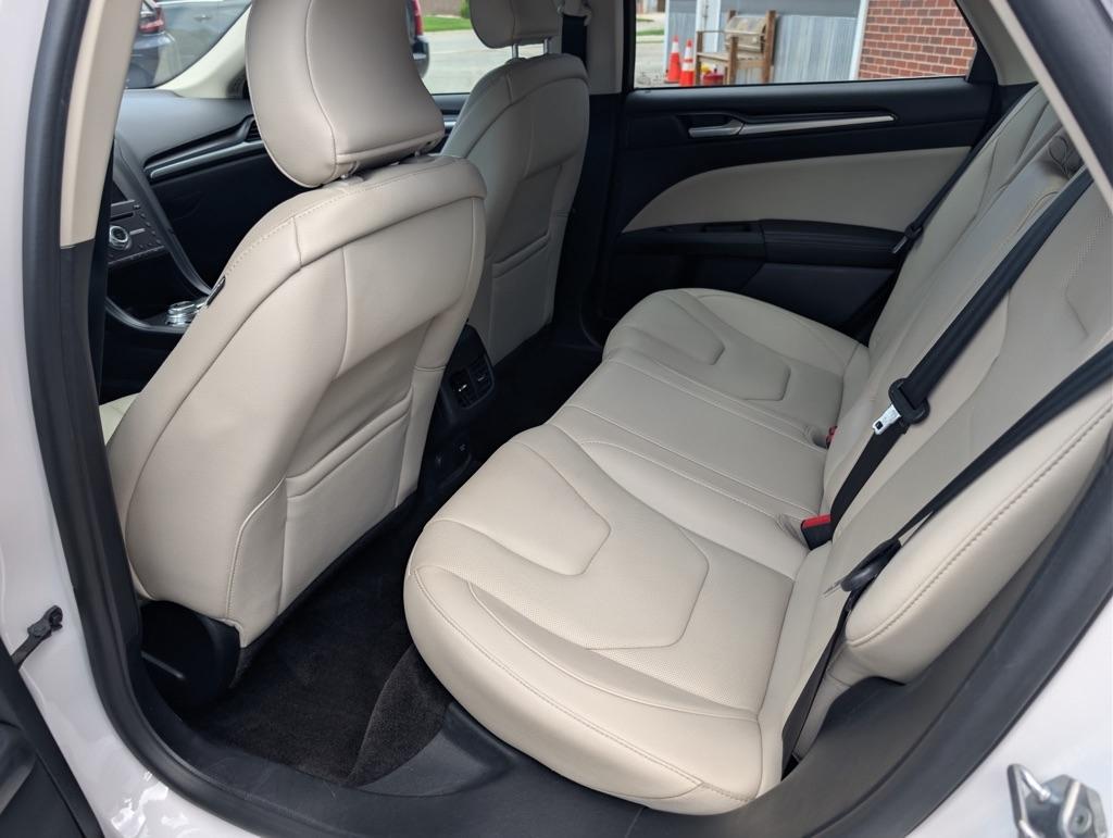 Ford Fusion Hybrid Titanium 2018