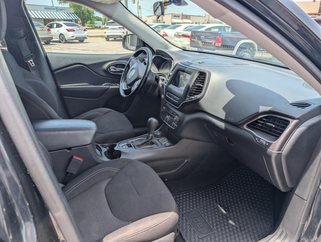 Jeep Cherokee Latitude 4WD 2020