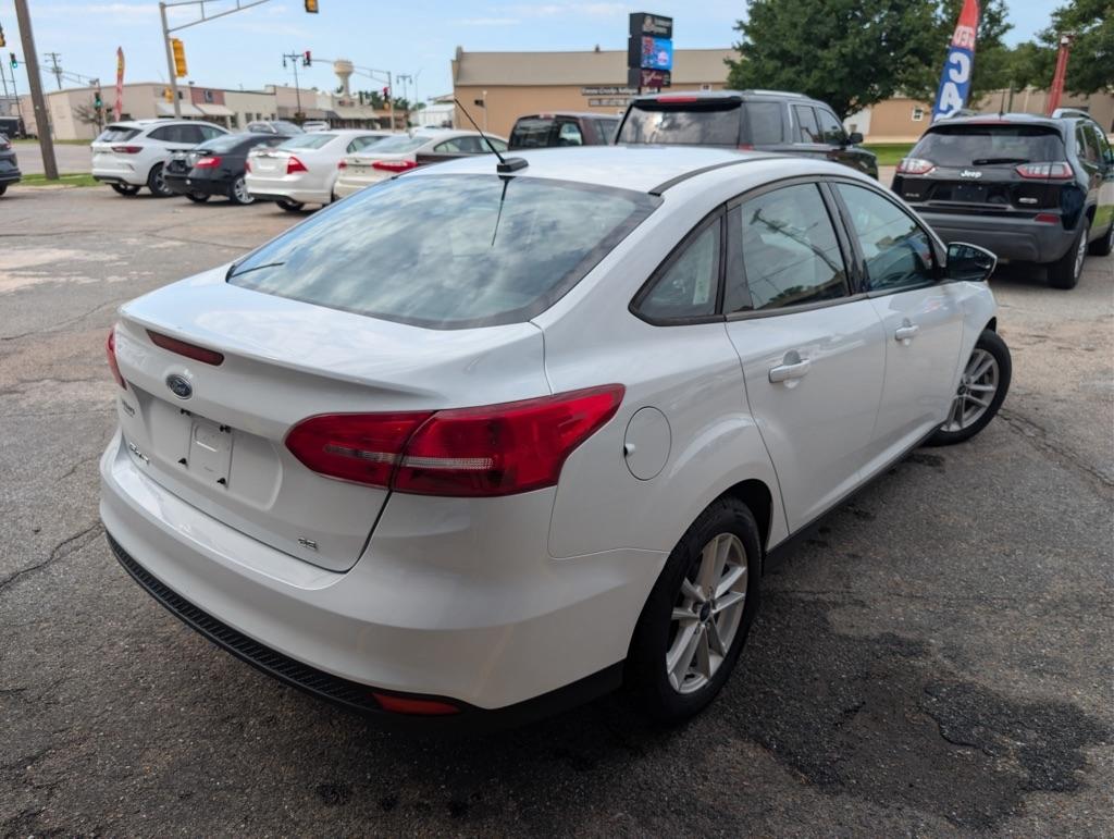 Ford Focus SE Sedan 2018