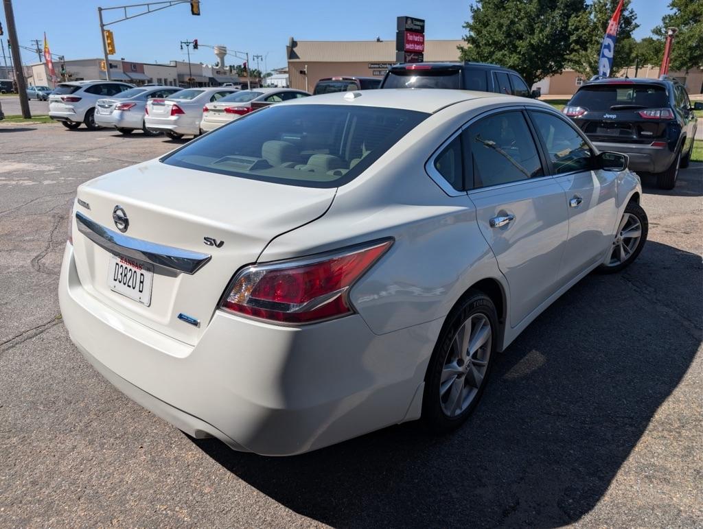 Nissan Altima  2014