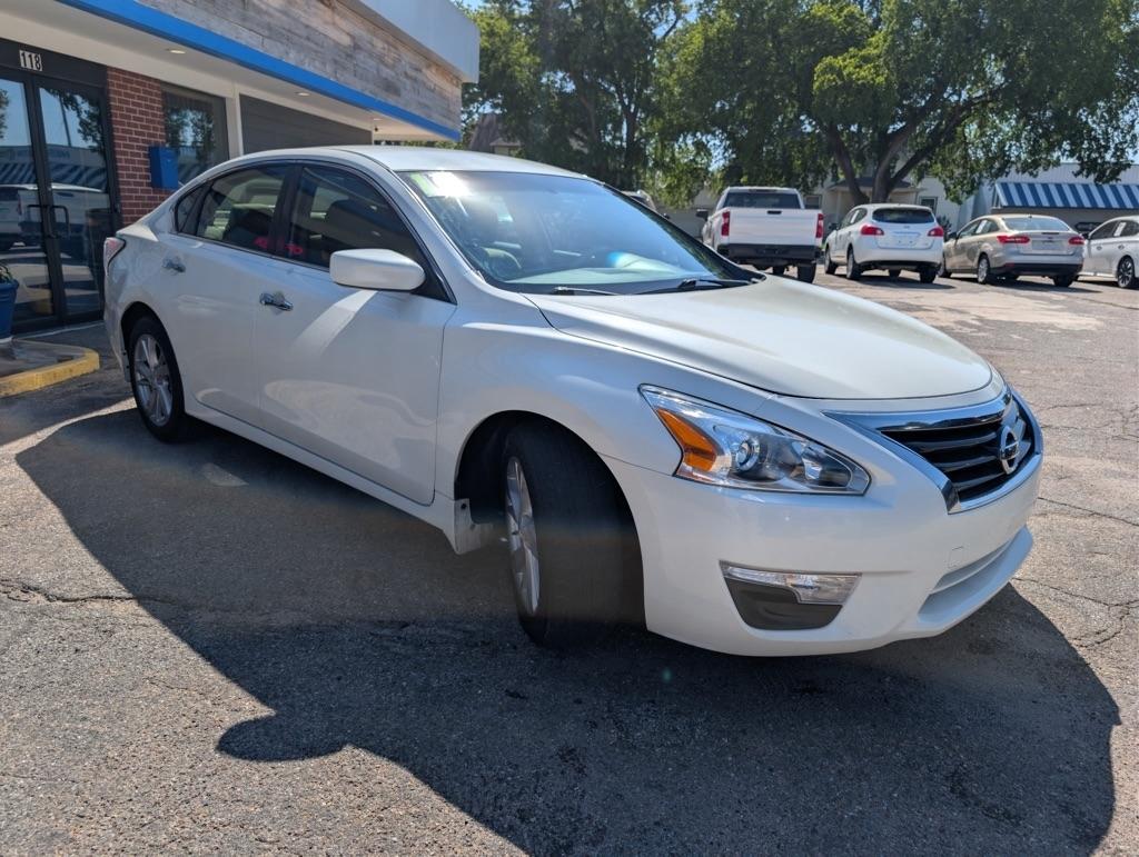 Nissan Altima  2014