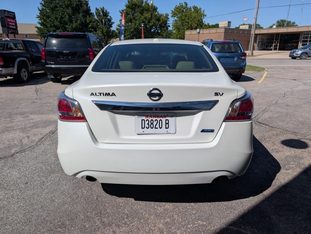Nissan Altima  2014