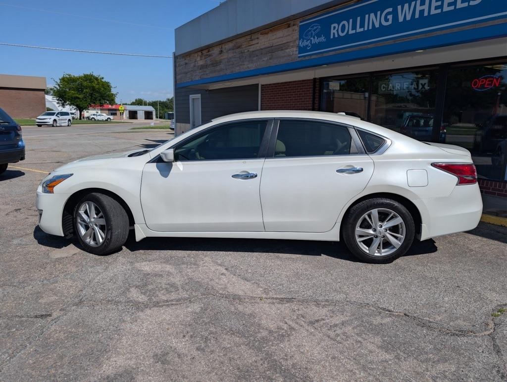 Nissan Altima  2014