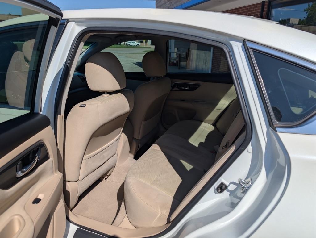 Nissan Altima  2014