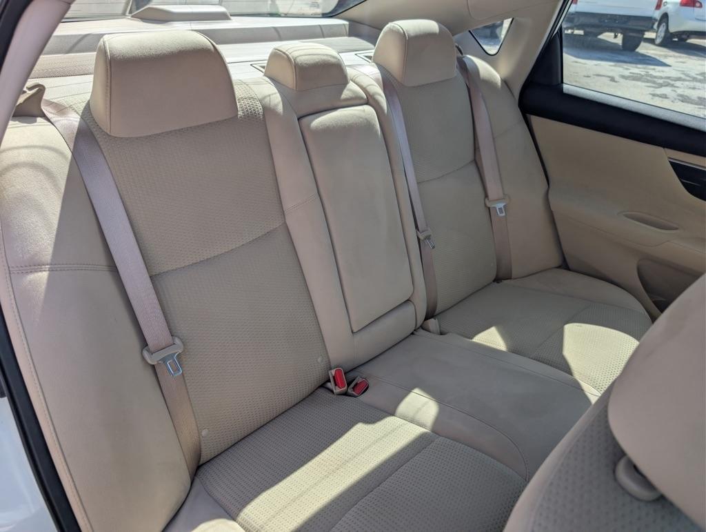 Nissan Altima  2014