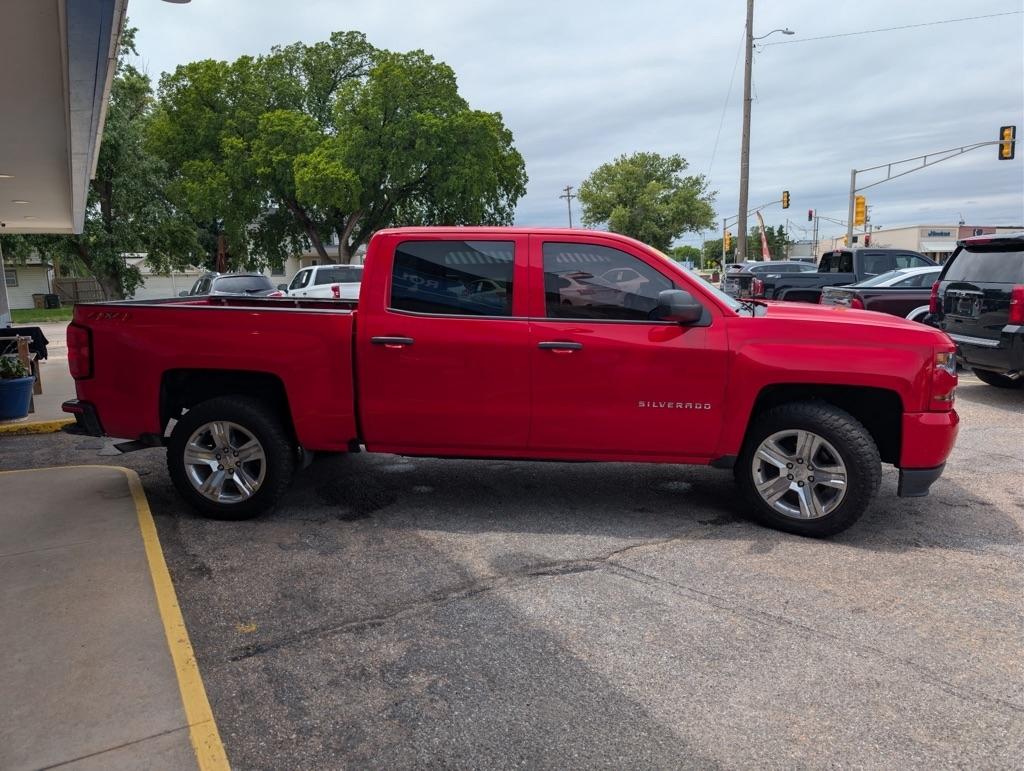 Chevrolet Silverado 1500 Custom Crew Cab 4WD 2018