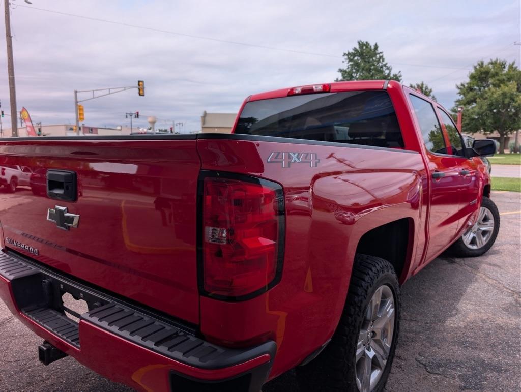 Chevrolet Silverado 1500 Custom Crew Cab 4WD 2018