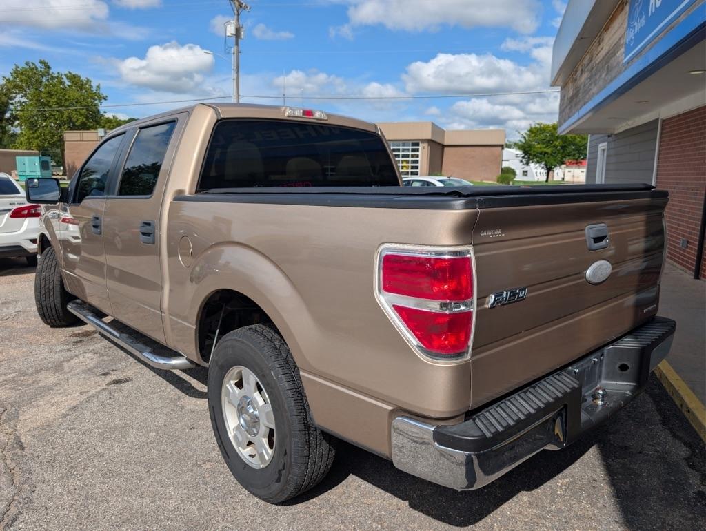 Ford F-150 XL SuperCrew 5.5-ft. Bed 2WD 2012