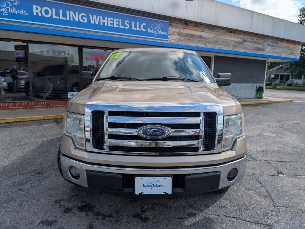 Ford F-150 XL SuperCrew 5.5-ft. Bed 2WD 2012