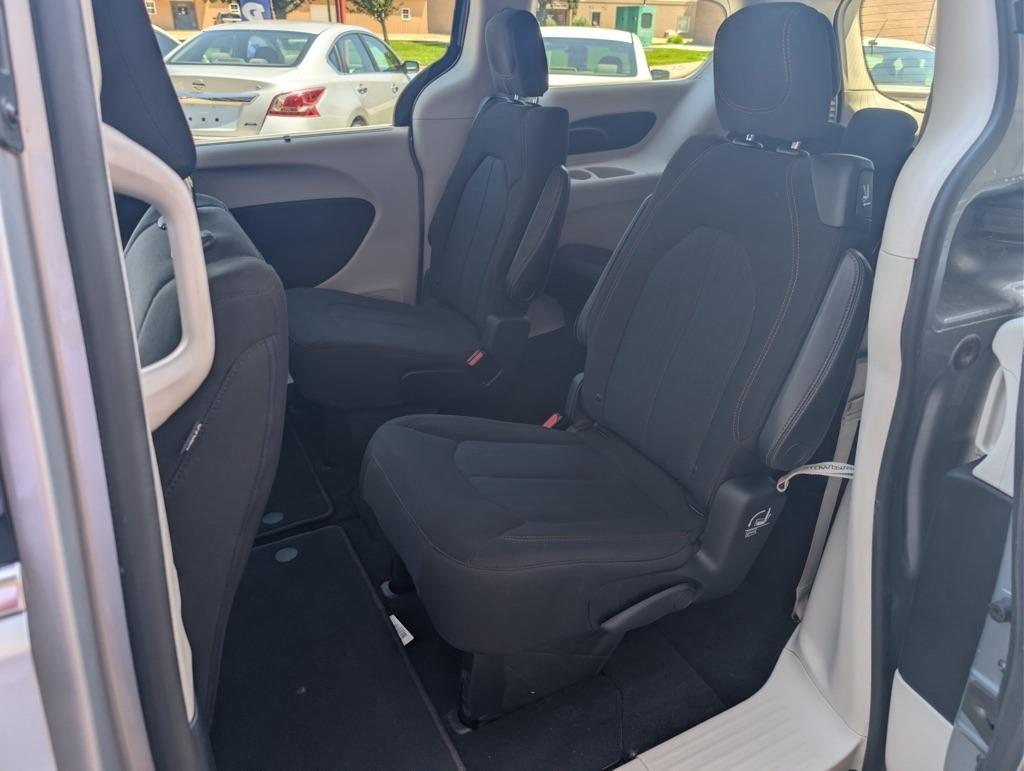 Chrysler Pacifica Touring Plus 2020