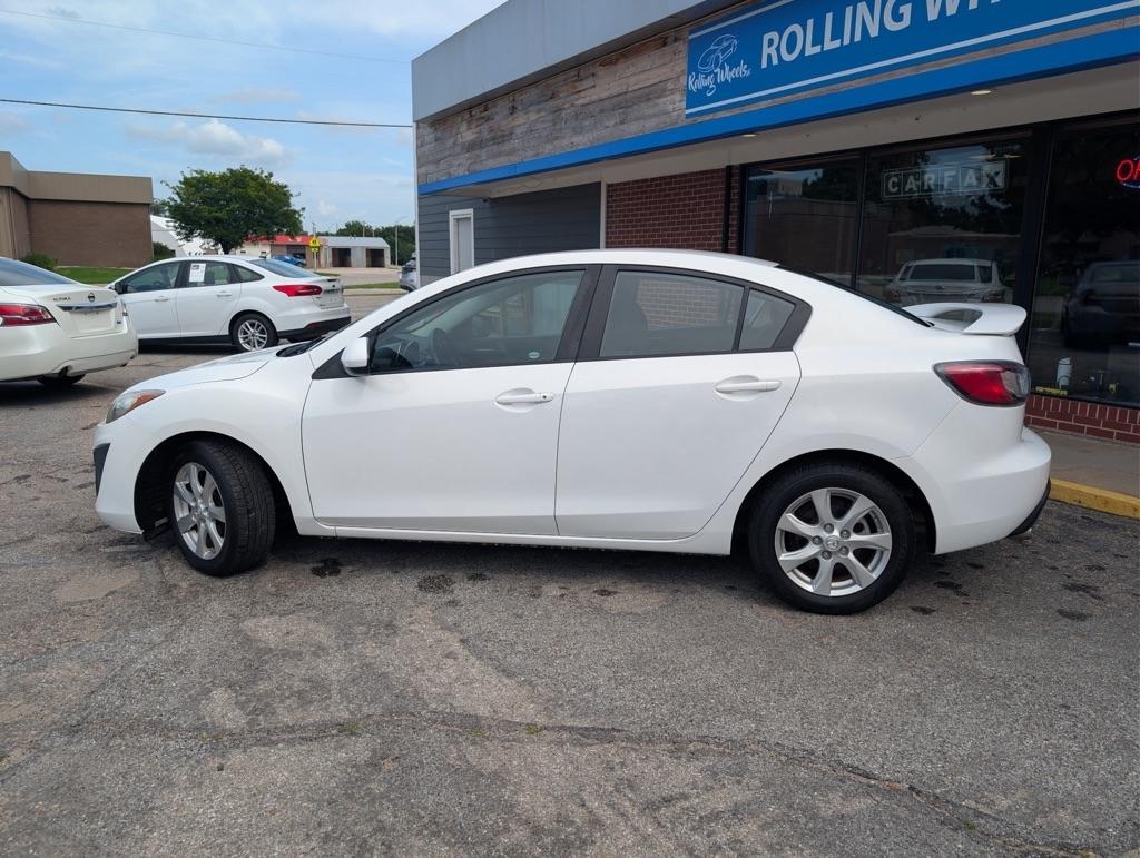 Mazda MAZDA3 i Touring 4-door 2011