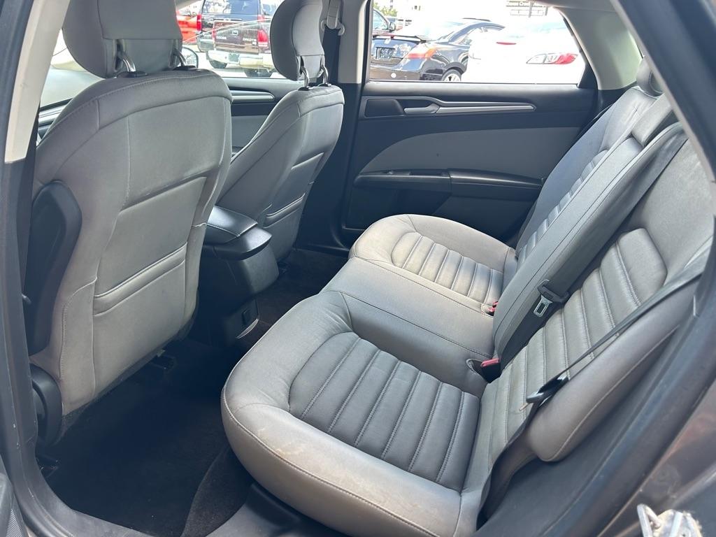 Ford Fusion S 2014