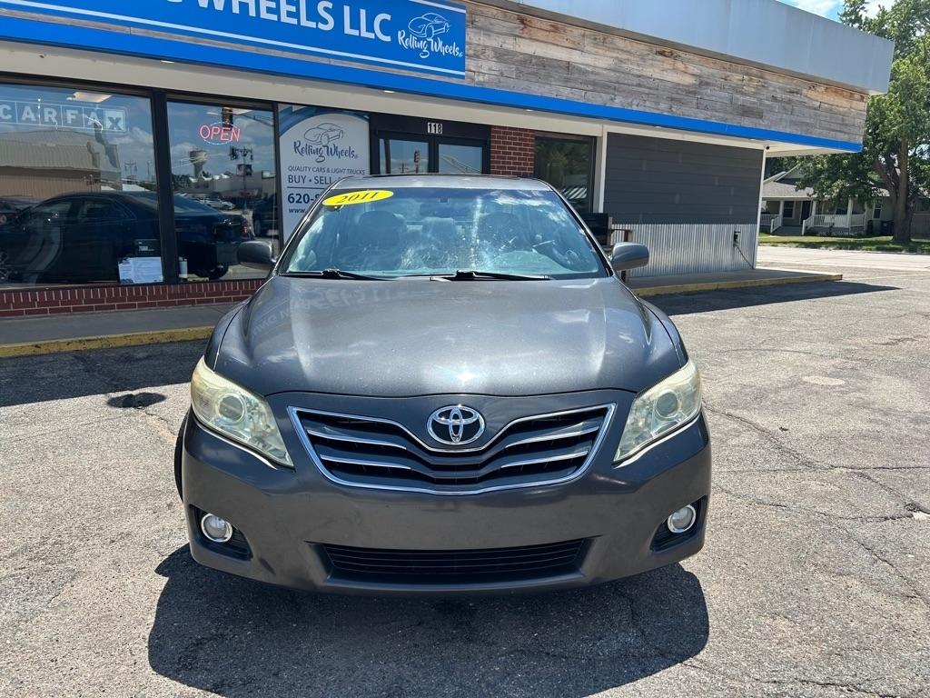 Toyota Camry XLE 2011