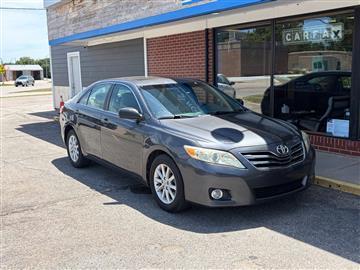 2011 Toyota Camry LE 6-Spd AT