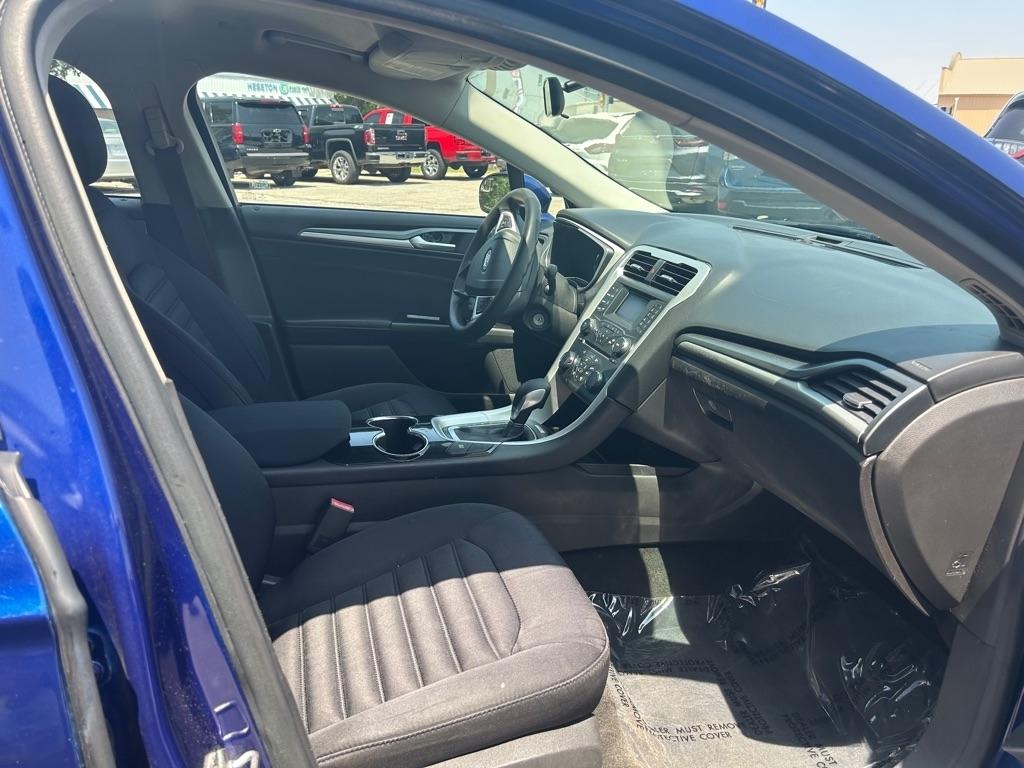 Ford Fusion Hybrid SE 2016