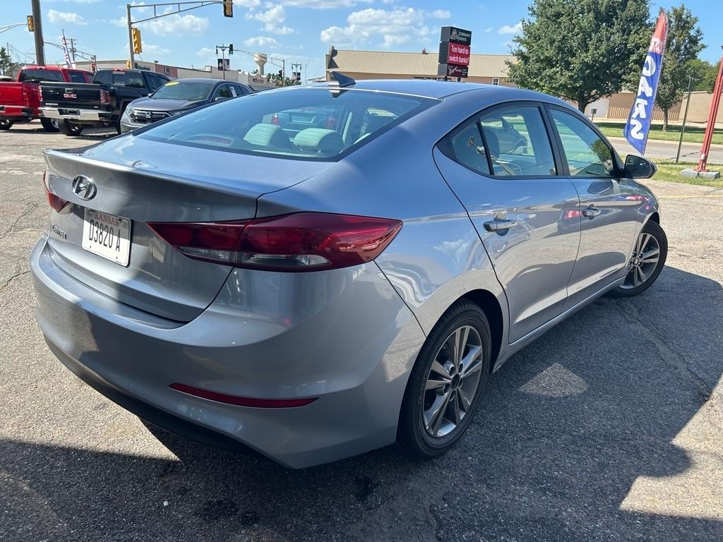 Hyundai Elantra Value Edition 6A 2017