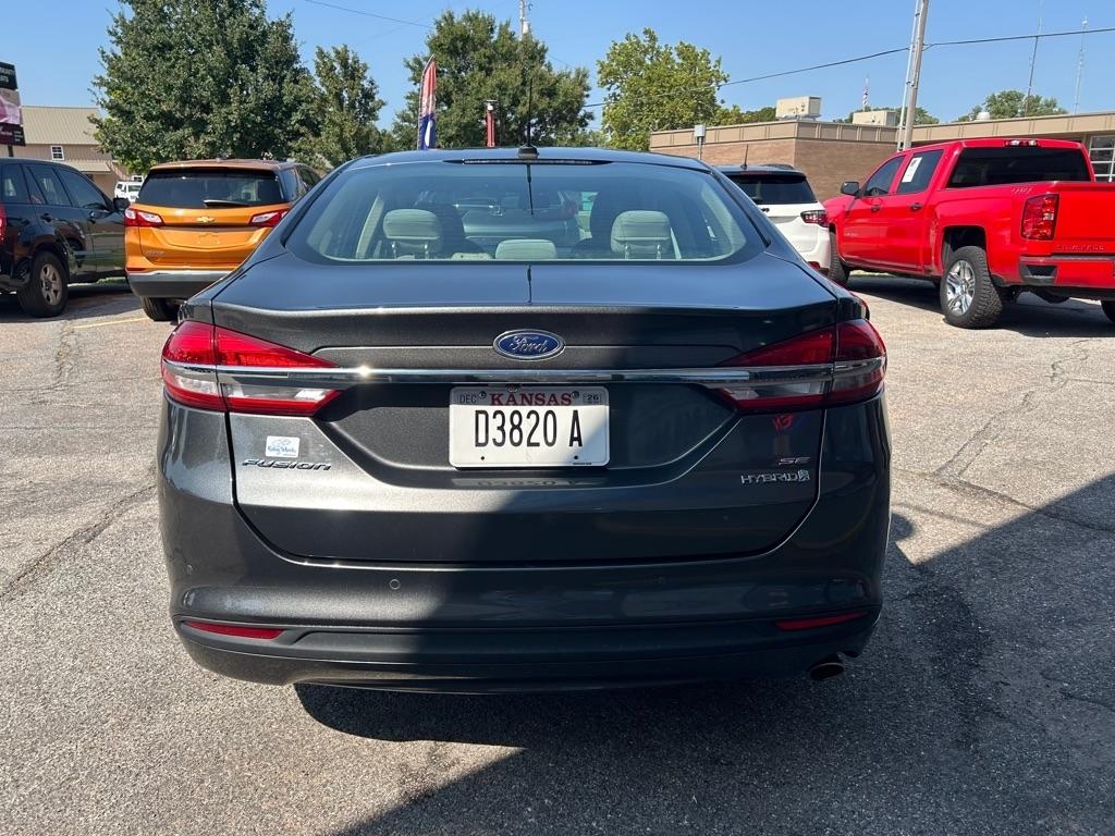 Ford Fusion Hybrid SE 2018
