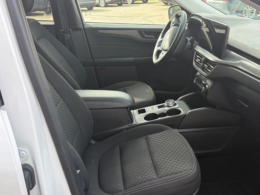 Ford Escape  2023