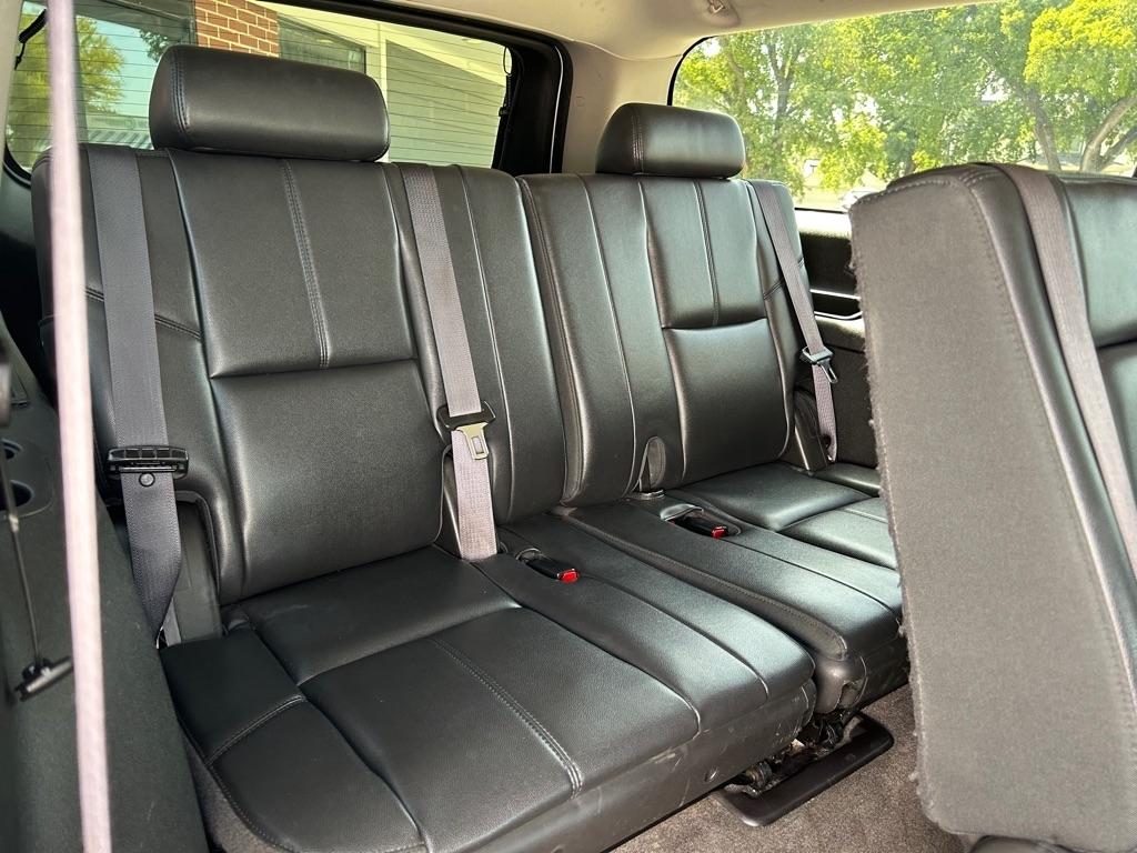 GMC Yukon XL SLT 1/2 Ton 4WD 2013