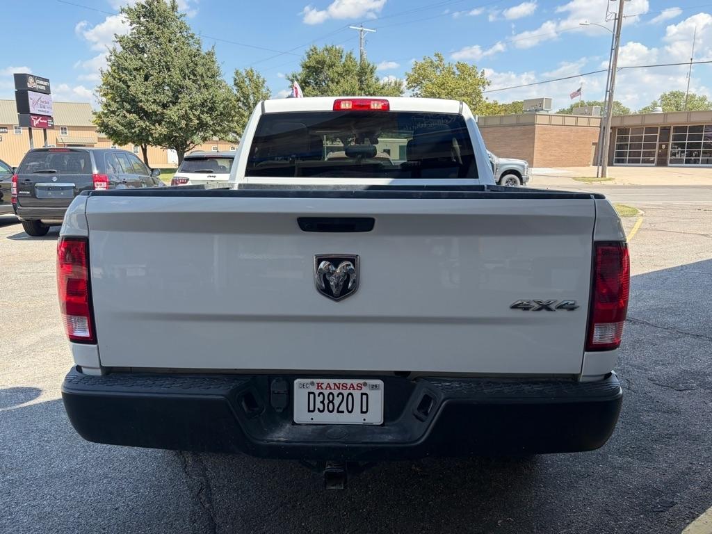 RAM 1500 Classic Tradesman Quad Cab 4WD 2022