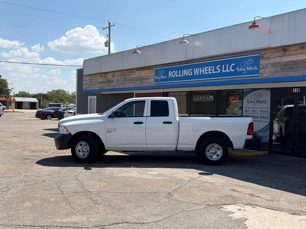 RAM 1500 Classic Tradesman Quad Cab 4WD 2022