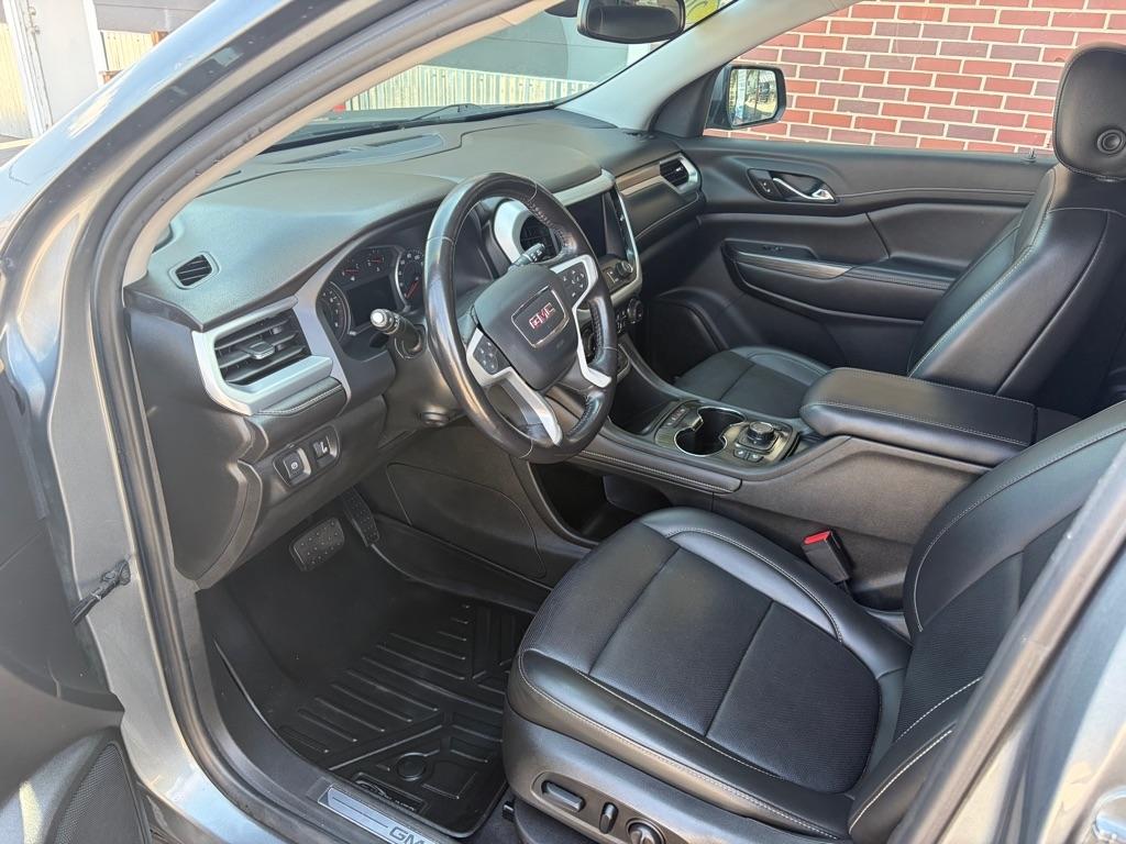 GMC Acadia SLT 2021