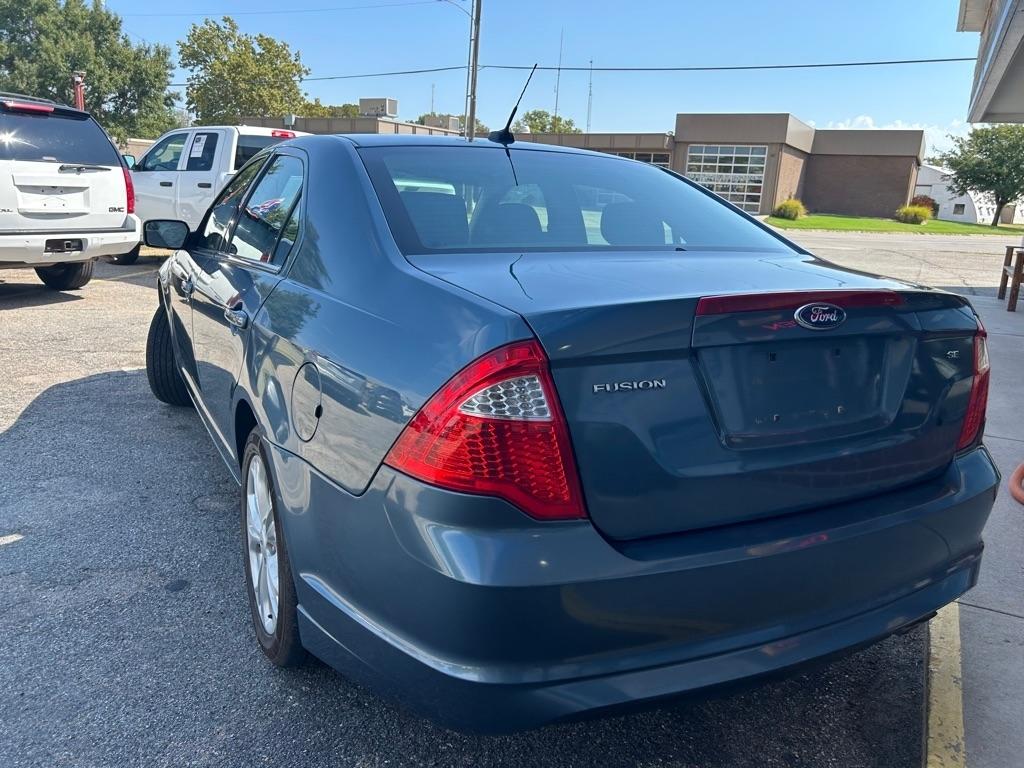 Ford Fusion SE 2012