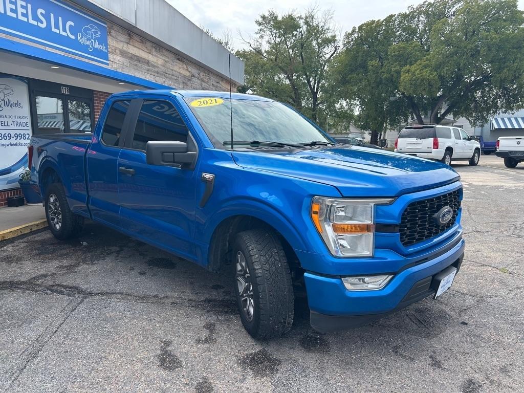 Ford F-150 XL SuperCab 8-ft. 2WD 2021