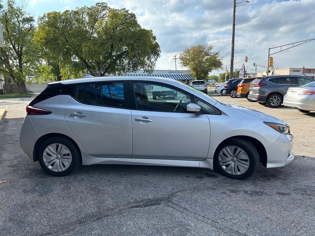 Nissan Leaf S 2025