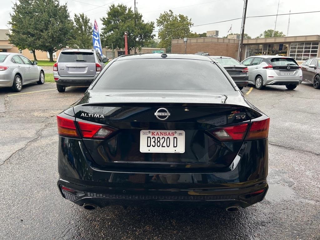 Nissan Altima 2.5 SV 2023