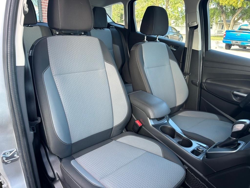 Ford C-Max Hybrid SE 2017