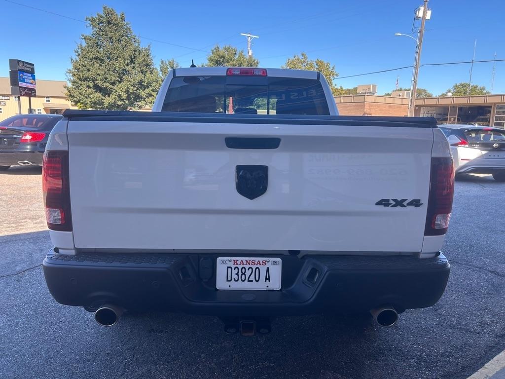 RAM 1500 Classic Warlock 4x4 Crew Cab 5'7" Box 2019