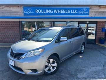 2012 Toyota Sienna LE FWD 8-Passenger V6