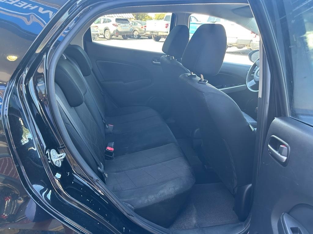 Mazda MAZDA2 Sport 2013