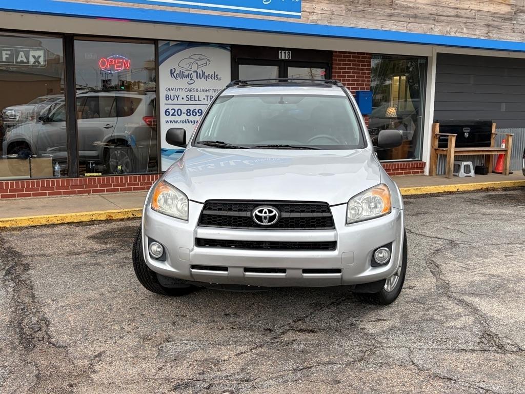Toyota RAV4 Sport I4 4WD 2010
