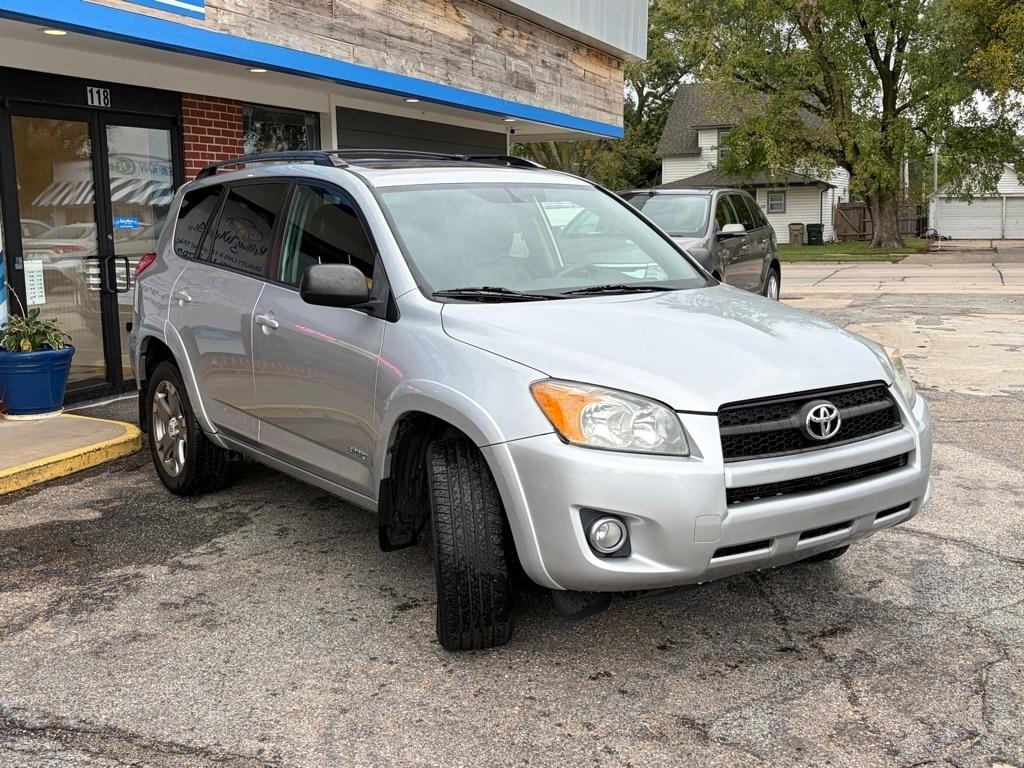 Toyota RAV4 Sport I4 4WD 2010