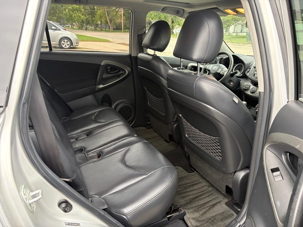 Toyota RAV4 Sport I4 4WD 2010