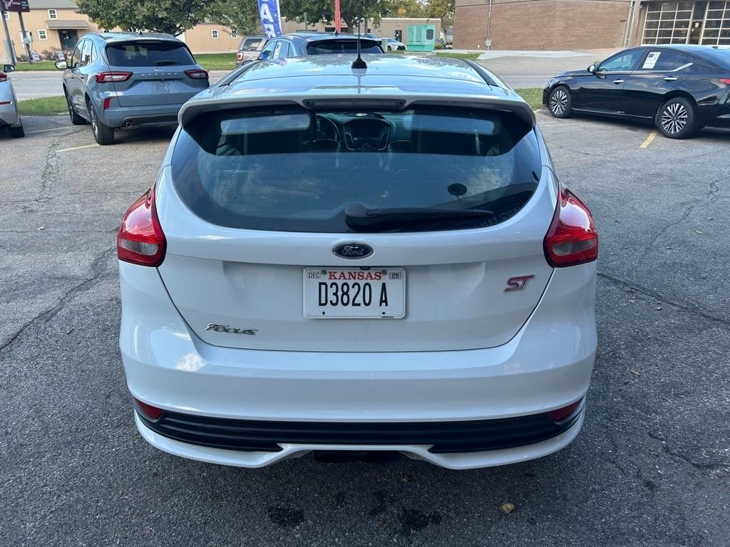 Ford Focus ST Hatch 2015