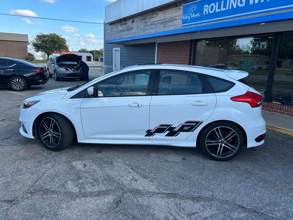 Ford Focus ST Hatch 2015