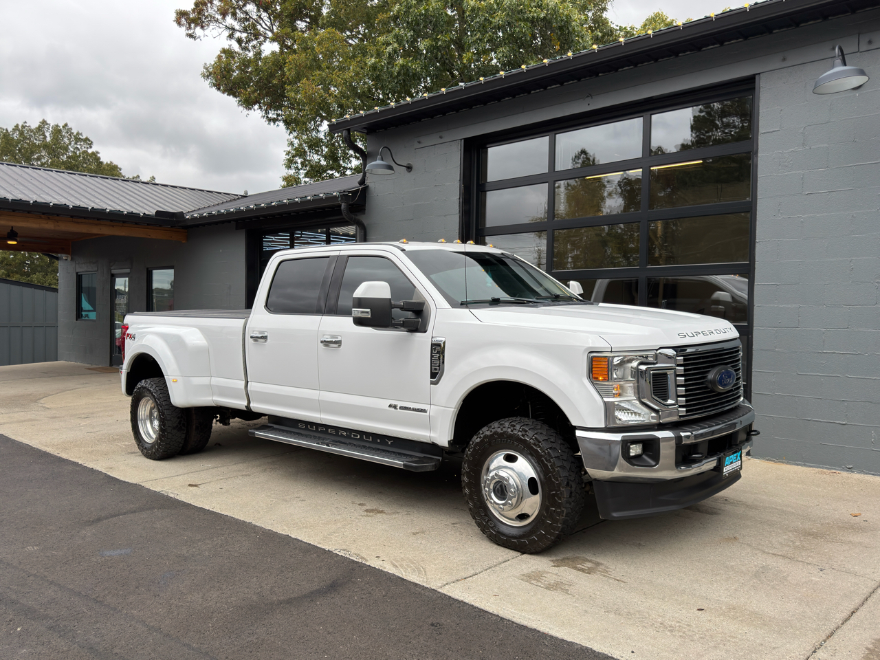 2020 Ford F-350 SD Lariat Crew Cab 4WD DRW