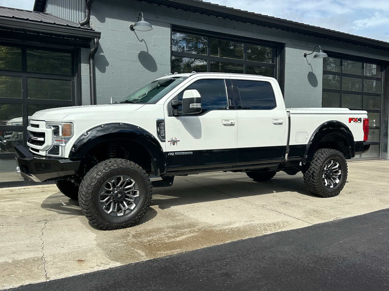 2020 Ford F-250 SD Lariat Crew Cab 4WD