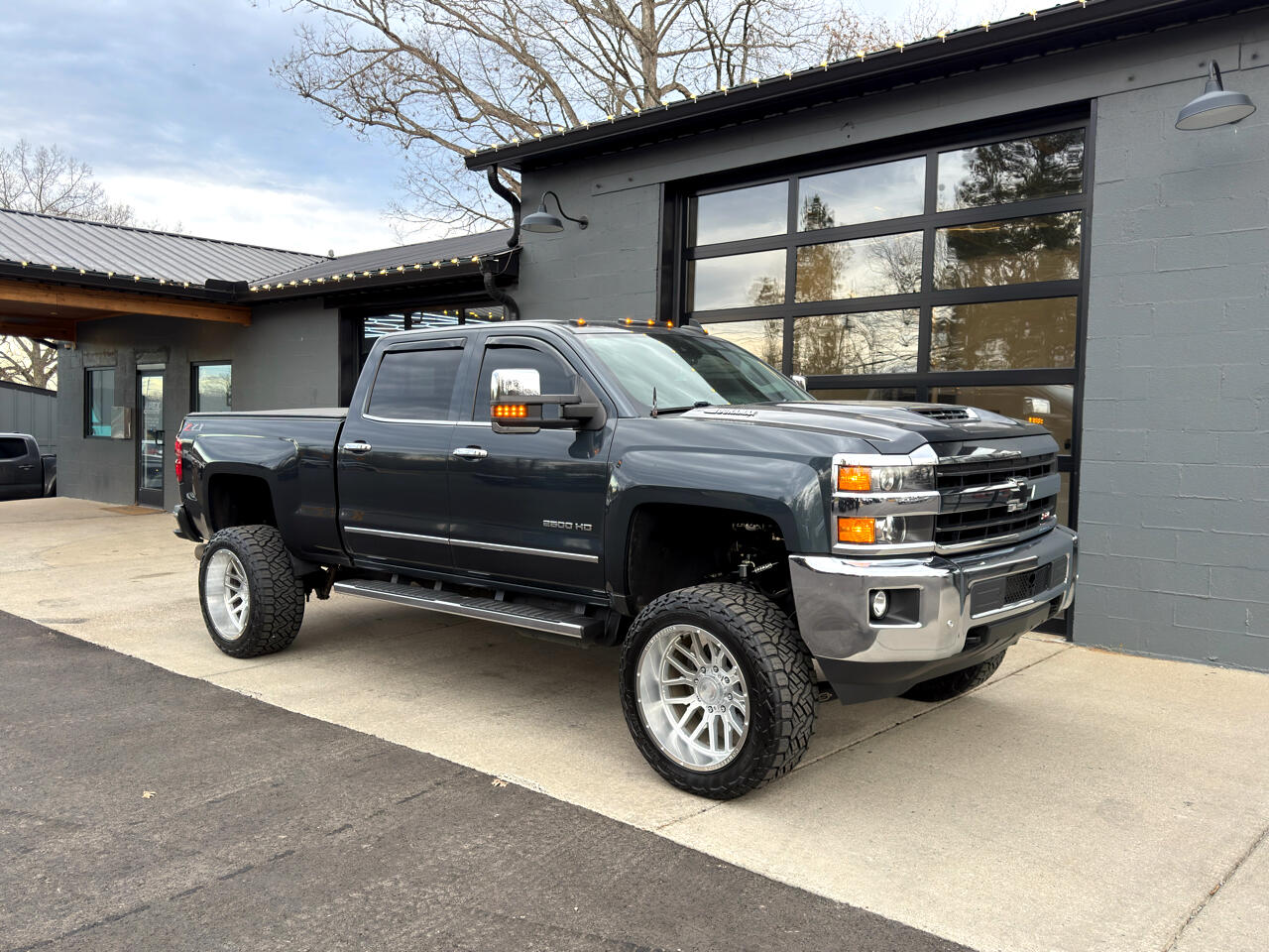 2019 Chevrolet Silverado 2500HD LTZ's photo