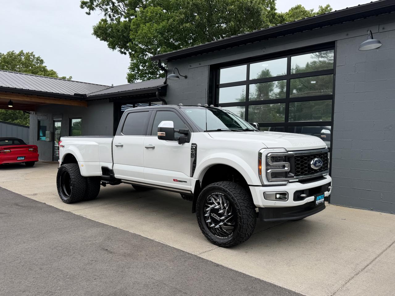2024 Ford F-450 SD Crew Cab 4WD DRW