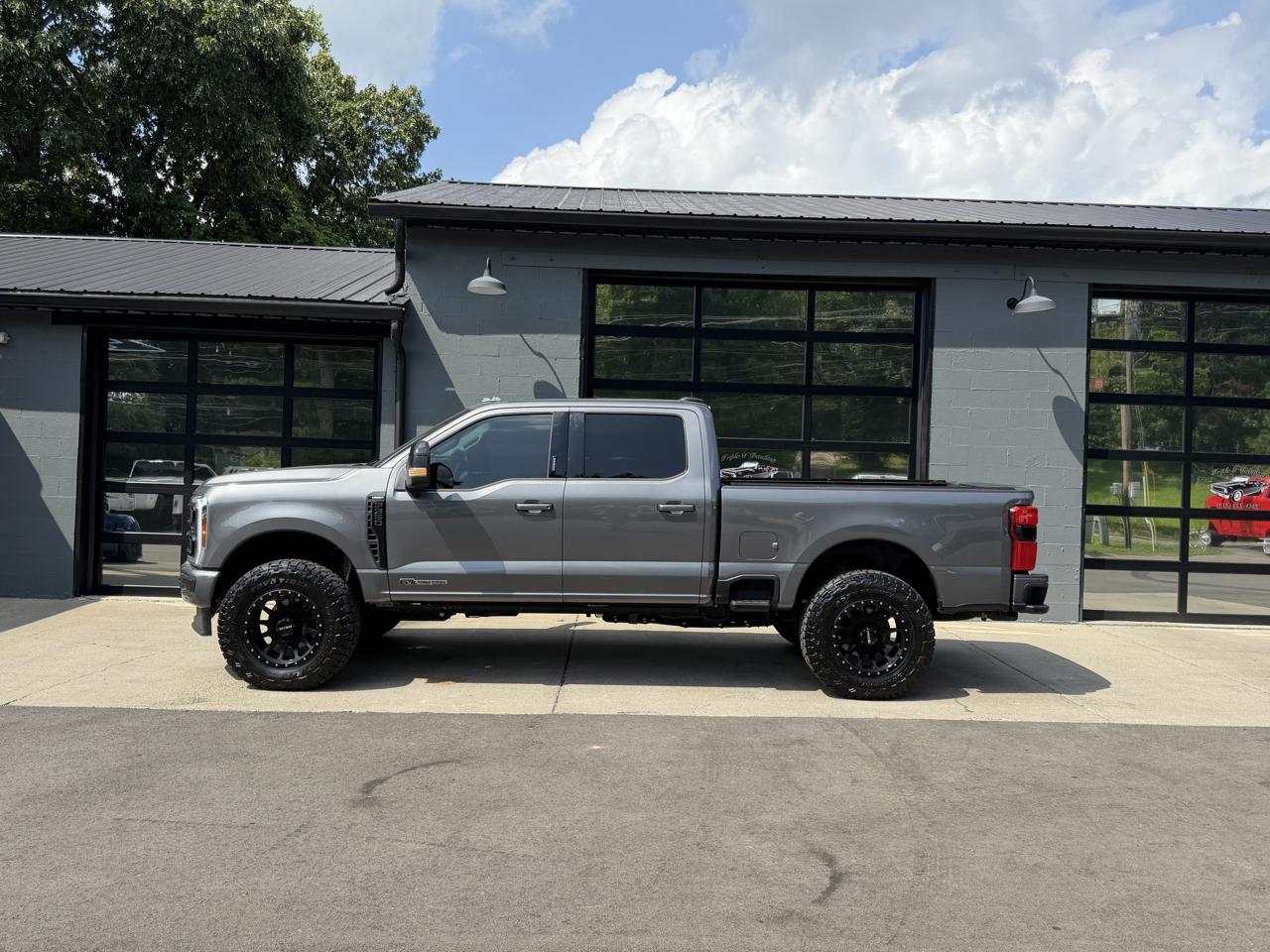 2024 Ford F-350 Super Duty Lariat - Photo 10