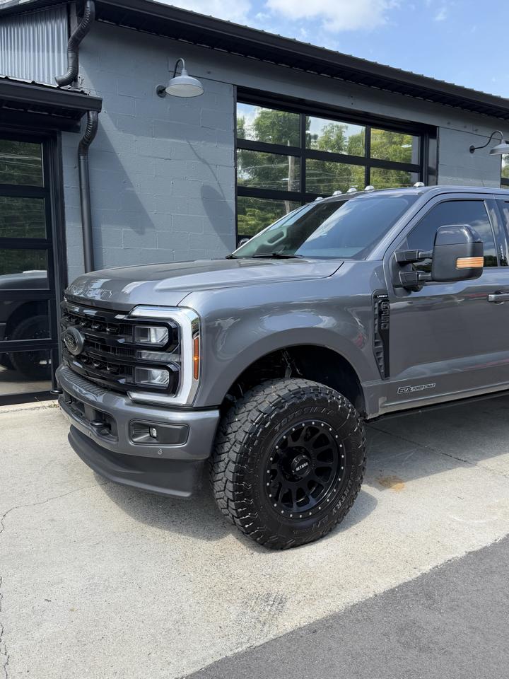 2024 Ford F-350 Super Duty Lariat - Photo 14
