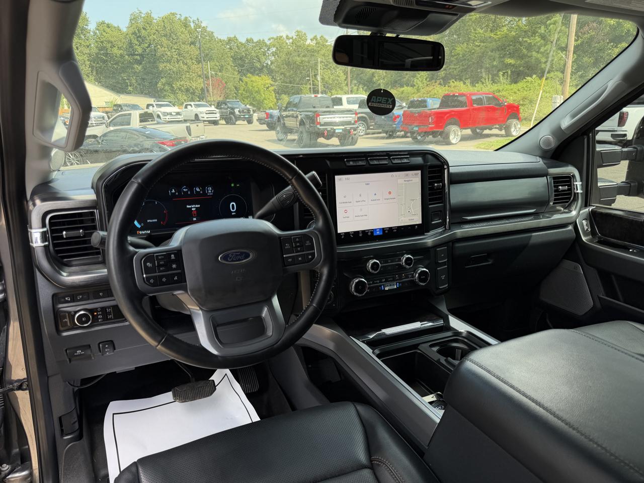 2024 Ford F-350 Super Duty Lariat - Photo 16