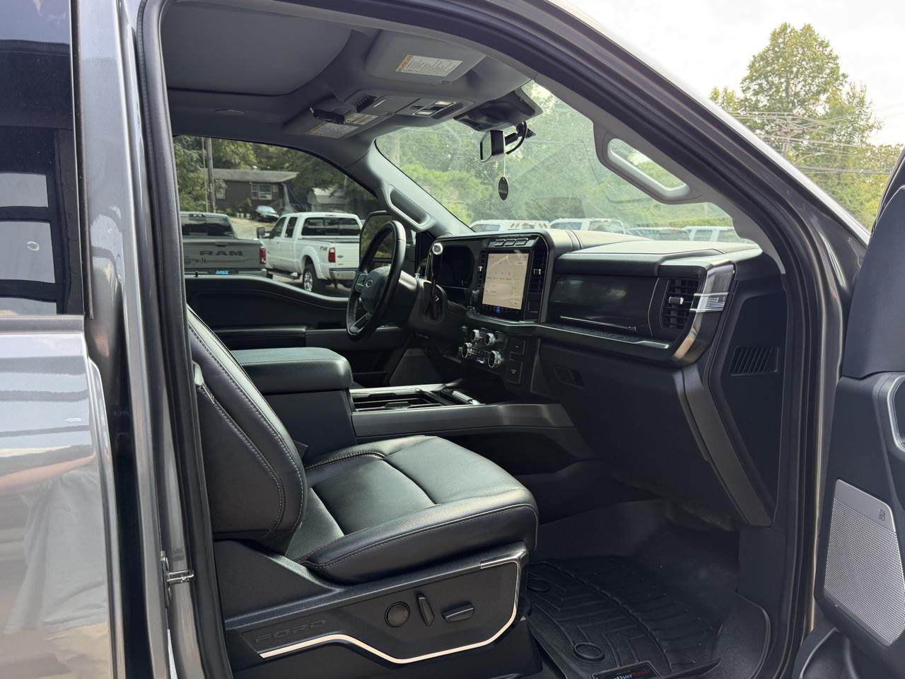 2024 Ford F-350 Super Duty Lariat - Photo 17
