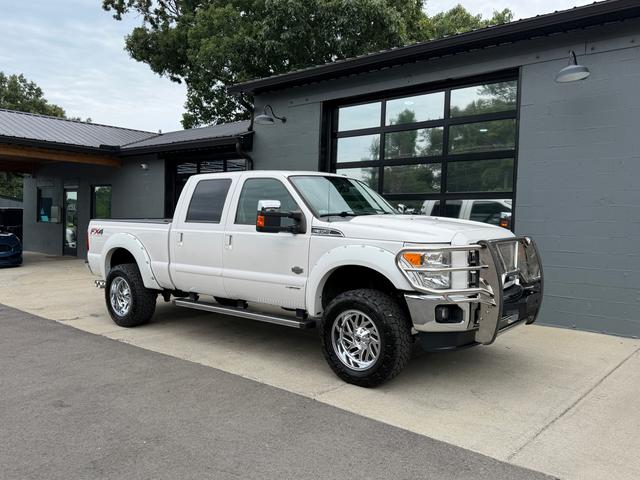 White 2016 Ford F-350 Super Duty Pickup Truck Four-Wheel Drive Automatic