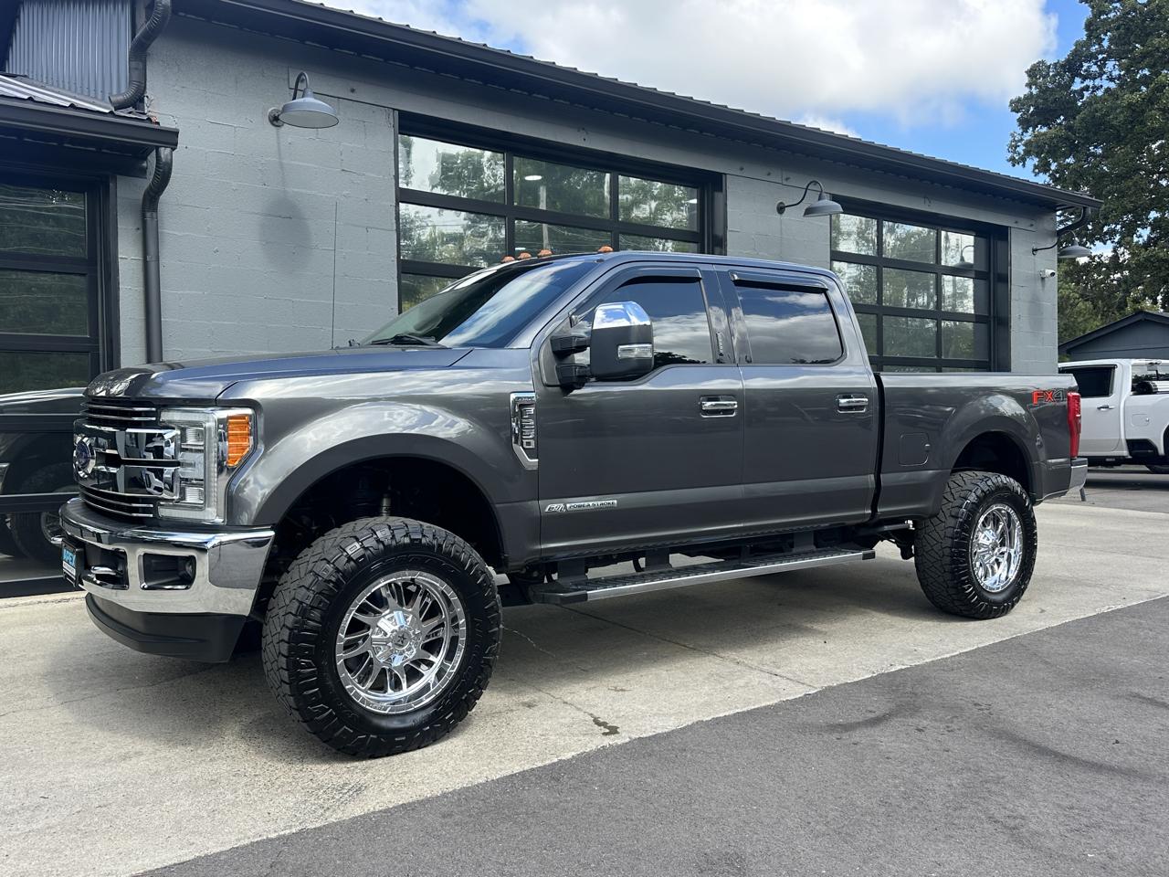 2017 Ford F-250 SD Lariat Crew Cab 4WD