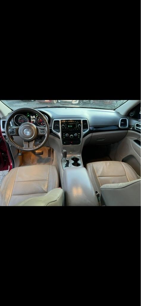 Jeep Grand Cherokee  2012